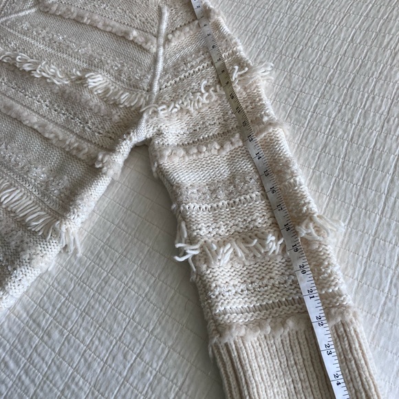 EUC Club Monaco wool mix multi texture turtleneck bulky sweater - Picture 8 of 10